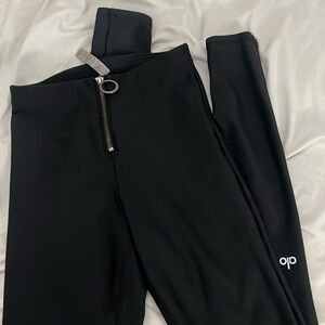 Alo yoga leggings size xs 🖤